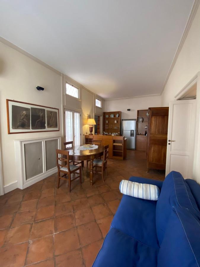 Royal Apartment In San Domenico Maggiore Naples Luaran gambar