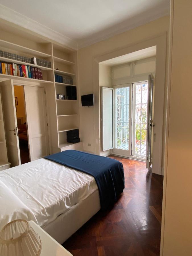 Royal Apartment In San Domenico Maggiore Naples Luaran gambar